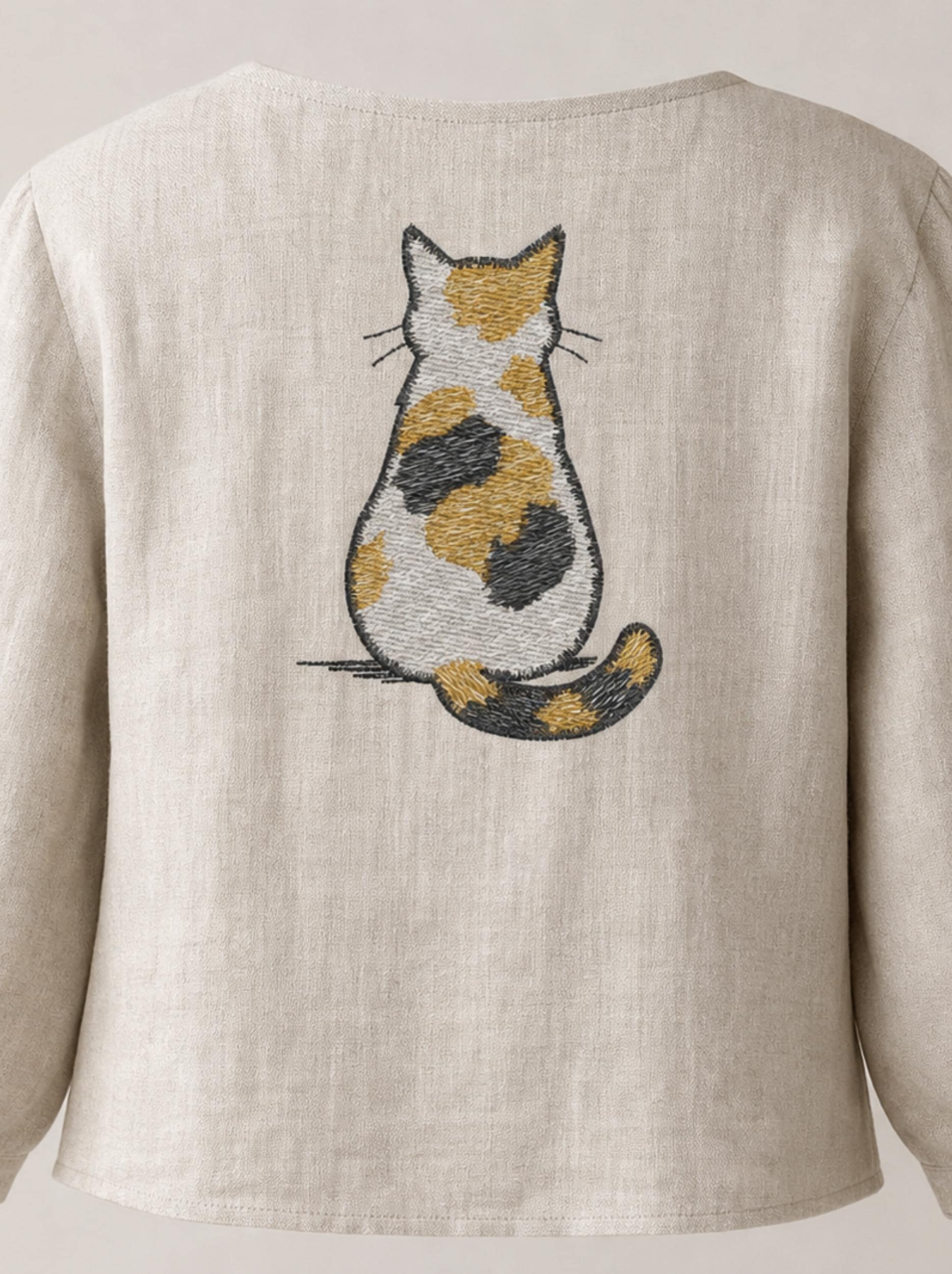 Sitting Cat Embroidery Design